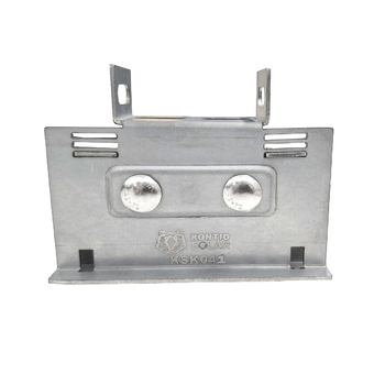 "Strong Aurinkopaneelin kattokiinnike kone- ja lukkosaumakatolle